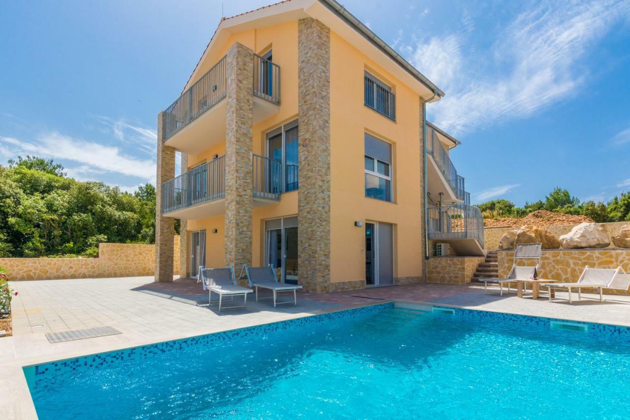Fabulous House B With Outdoor Pool Apartment Zaton  Exterior photo